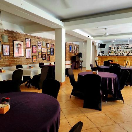 Altamont West Hotel Μοντέγκο Μπέυ Εξωτερικό φωτογραφία