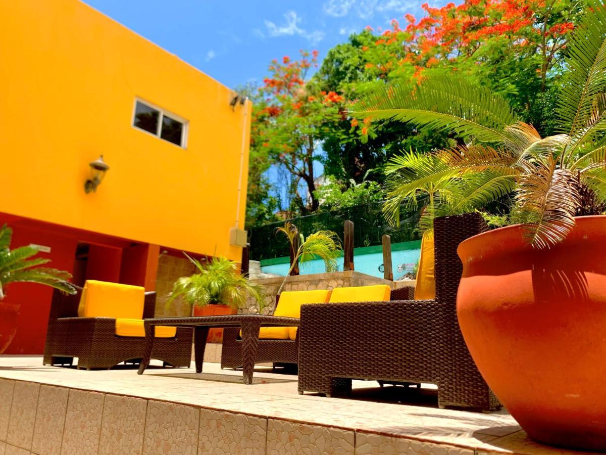 Altamont West Hotel Μοντέγκο Μπέυ Εξωτερικό φωτογραφία