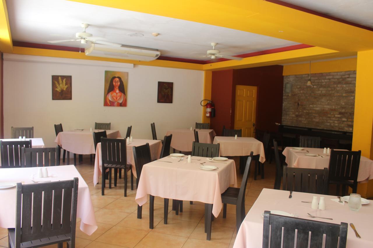 Altamont West Hotel Μοντέγκο Μπέυ Εξωτερικό φωτογραφία
