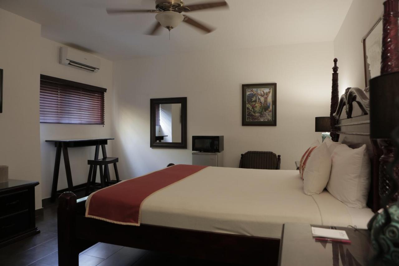 Altamont West Hotel Μοντέγκο Μπέυ Εξωτερικό φωτογραφία